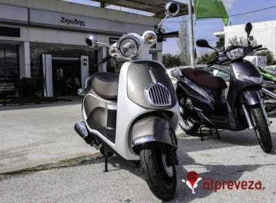 Σπύρος Ζηκίδης - Επίσημος έμπορος και επισκευαστής της Kawasaki Moto και της Peugeot Scooter