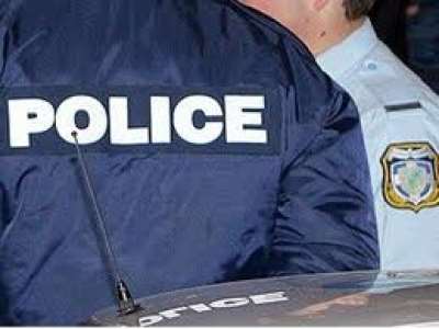 Ληστεία υπό την απειλή μαχαιριών στο Κανάλι Πρέβεζας