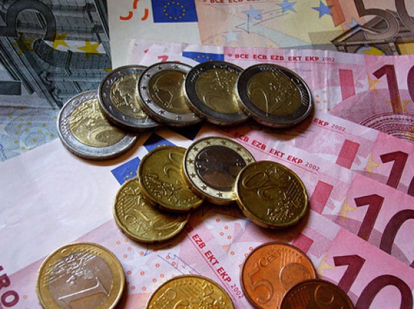 Ευρώ, το όργανο της οικονομικής δολοφονίας της ΕΚΤ (του Ταξιάρχη Κωστογιάννη)